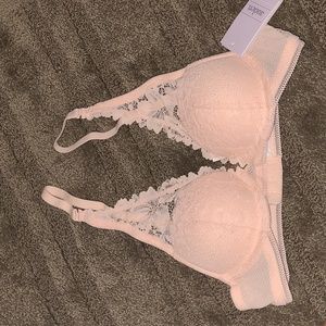 🆕️Auden Lace Plunge Push-Up Bra